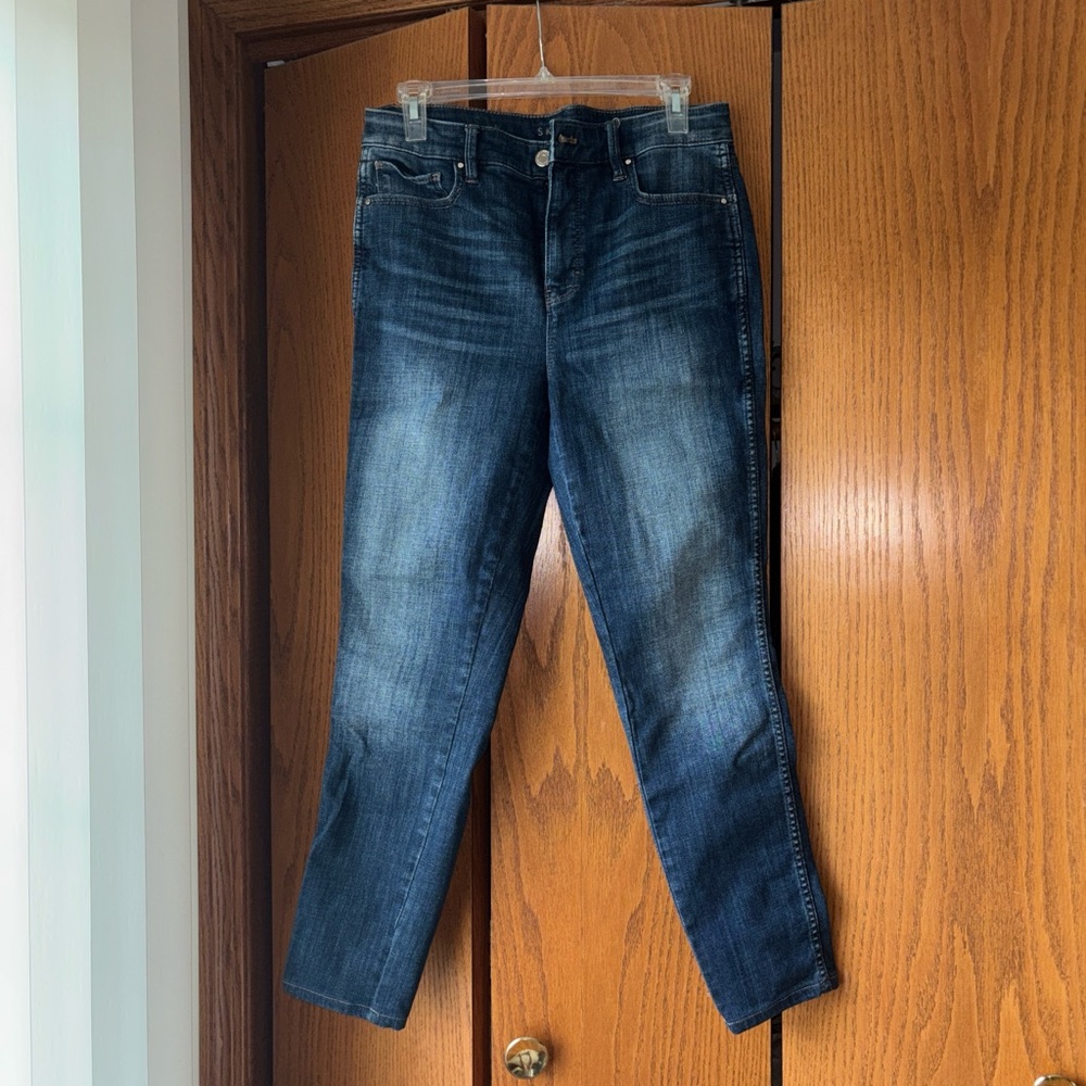White House Black Market skinny dark jeans